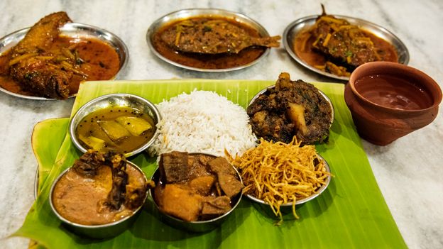 Food at pice hotels is traditionally served on banana leaves (Credit: Credit: Jennifer Kishan) Food at pice hotels is traditionally served on banana leaves (Credit: Credit: Jennifer Kishan)