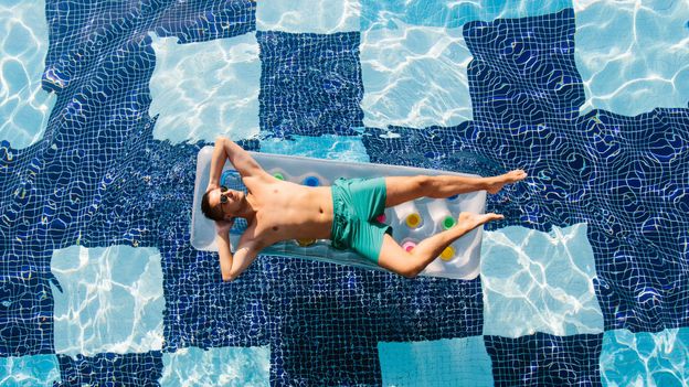 Can pop-up work holidays help workers de-stress? - BBC Worklife