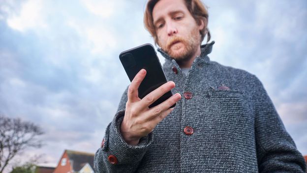 Why tiny words like 'yup' can send you into a tailspin - BBC Worklife