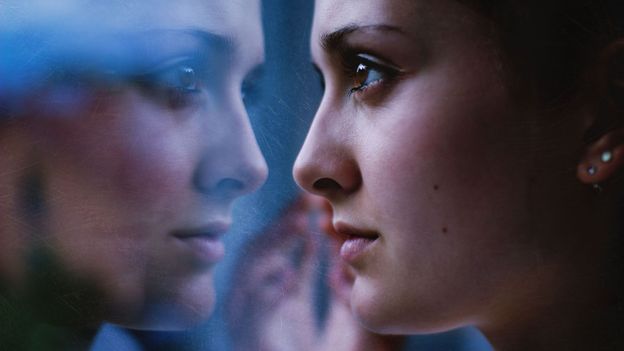 How thinking about 'future you' can build a happier life - BBC Worklife