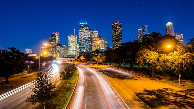 Texas' skyscrapers are going dark to keep billions of birds safe