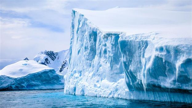 How the mournful songs of icebergs reverberate around the world