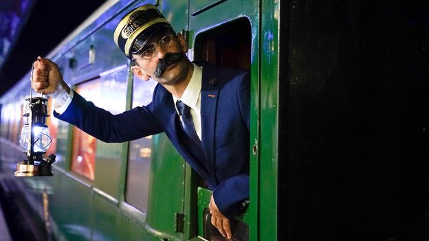 Ride the real Polar Express with Santa in London