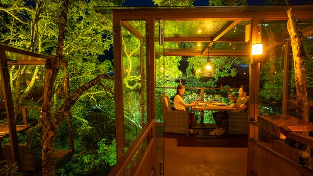 Costa Rica's nine-course meal in the sky