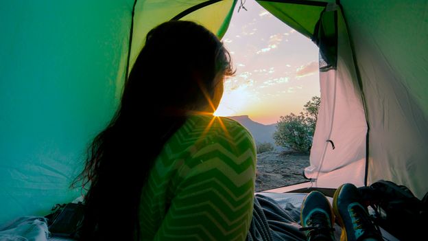Forget planning: Three expert tips to take a last-minute break for less
