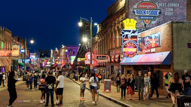 Celebrate BB King's 100th birthday on the Mississippi Blues Trail