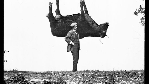 Cherry Kearton: The eccentric influence on a young Sir David Attenborough