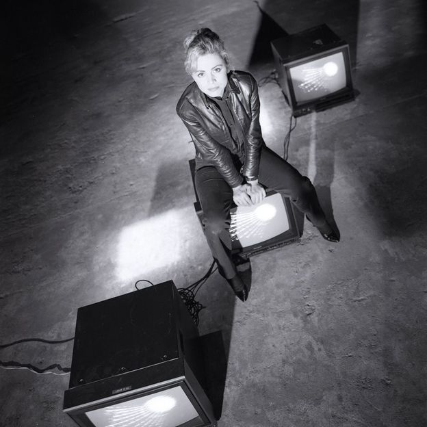 US artist Gretchen Bender, photographed in 1986, was part of the Pictures Generation movement (Credit: Courtesy of Gretchen Bender Estate/ Sprüth Magers/ Photo by Hans Neleman)