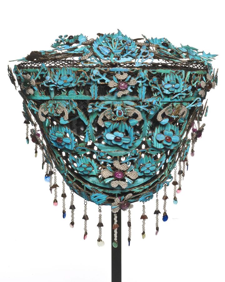 An intricate 19th-Century headpiece is the epitome of Qing dynasty luxury (Credit: MAD, Paris/ Jean Tholance)