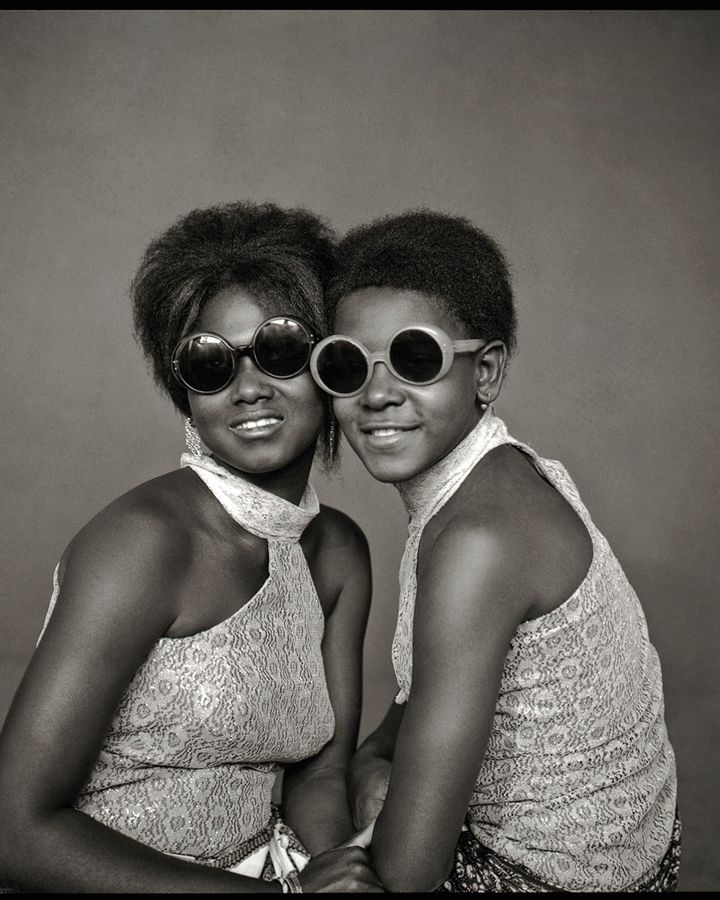 Two 'Ye-Ye' girls in sunglasses, 1965, Mali (Credit: Abdourahmane Sakaly/ Courtesy of The McKinley Collection/The African Lookbook)