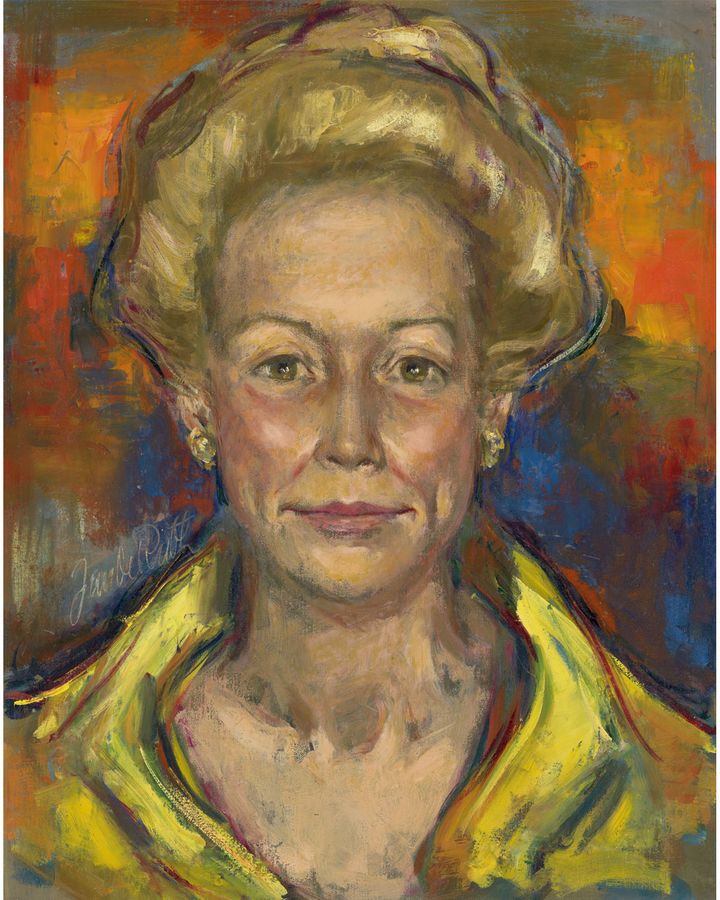 Martha Elizabeth Beall Mitchell (1970) by Jan de Ruth offers a dignified portrait of the Republican socialite (Credit: National Portrait Gallery, Smithsonian Institution)