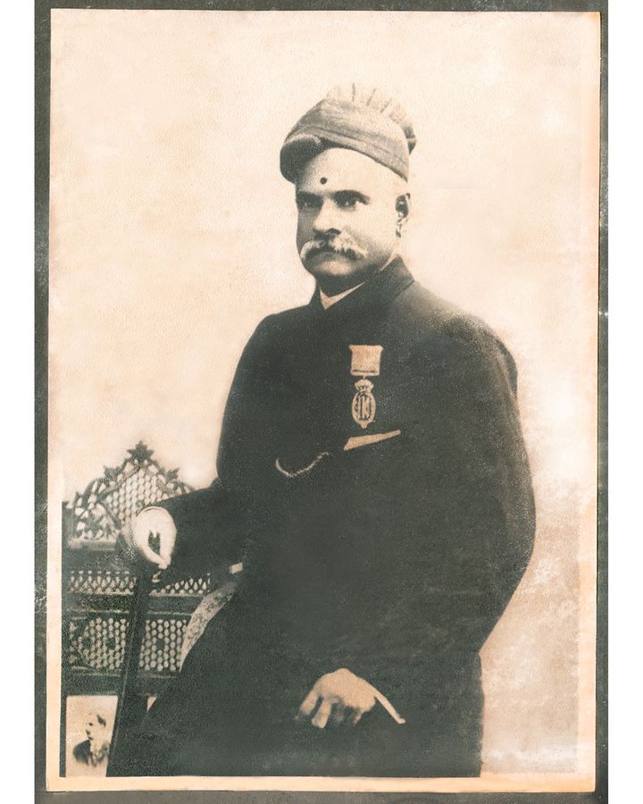 RRV ตามที่เขารู้จัก เป็นผู้มีอิทธิพลอย่างมากในวัฒนธรรมอินเดีย - เขาได้รับรางวัลเหรียญ Kaiser-e-Hind ในปี 1904 (เครดิต: Collection of Manu S Pillai)