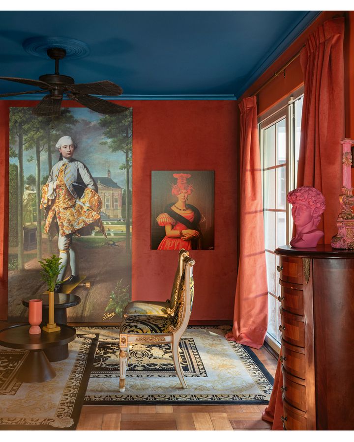 Bold use of colour creates a vibrant atmosphere in designer Hugo Grisanti's Santiago home (Credit: Ana María López)