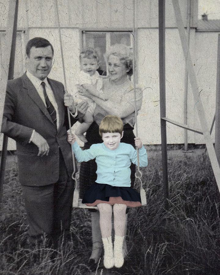 Sue Nelson as a child with her father, grandmother and one of her brothers (Credit: Sue Nelson)