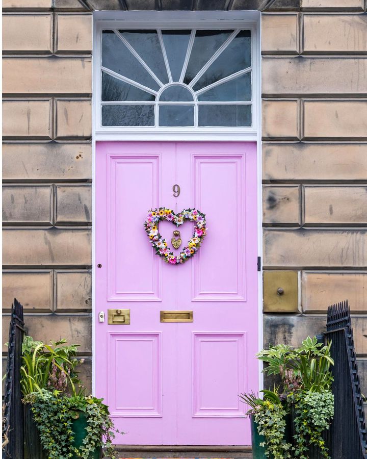 Miranda Dickson painted the front door of her Edinburgh house pink but was told by the authorities this was unacceptable (Credit: Alamy)