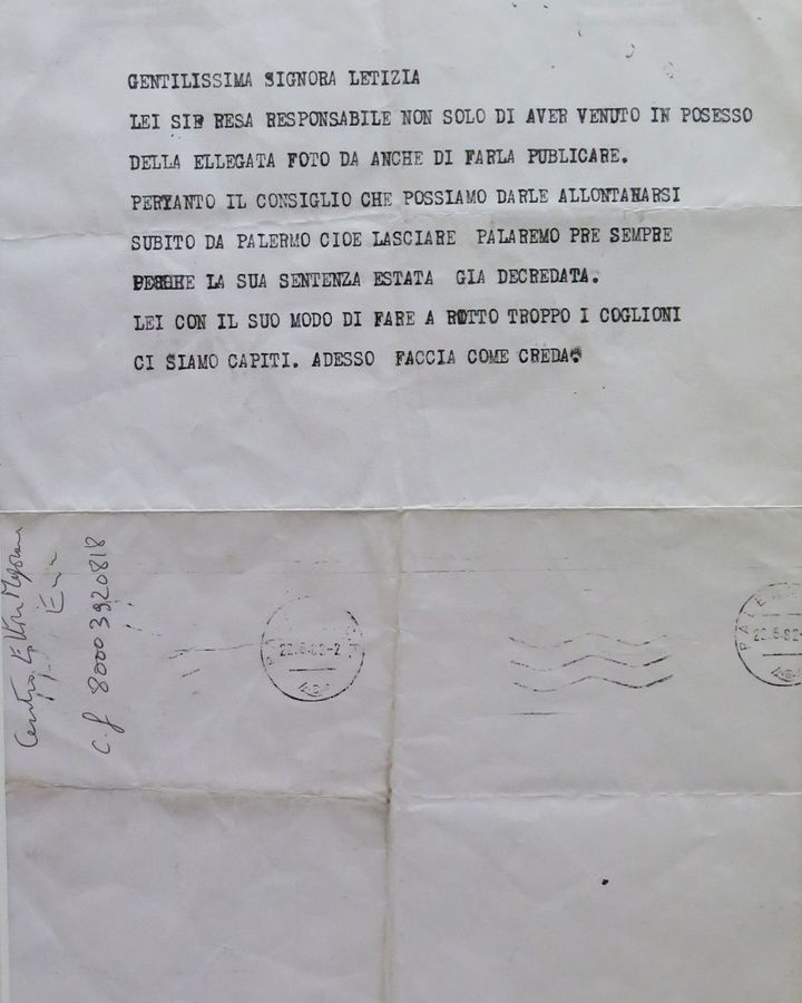 Letter received by Battaglia warning her to leave (Credit: Archivio Letizia Battaglia – Palermo)