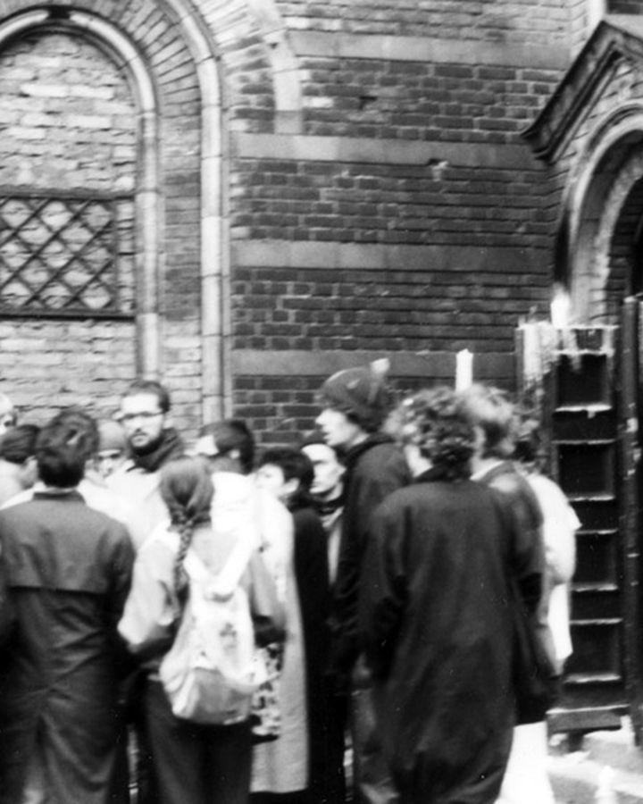 People gathering at the Zion Church in East Berlin in support of arrested environmental activists (Credit: The Stasi Records Archive, BStU, MfS, HA XX, Fo, Nr. 59, 4-14) People gathering at the Zion Church in East Berlin in support of arrested environmental activists (Credit: The Stasi Records Archive, BStU, MfS, HA XX, Fo, Nr. 59, 4-14)