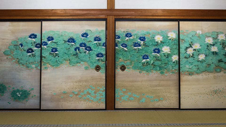 Each painting captures different elements of the natural world. Each painting captures different elements of the natural world.