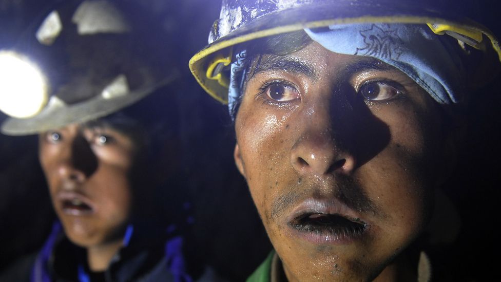 A census in 2001 showed that 381 minors of both sexes between 7 and 18 years old worked in the Cerro Rico mines. (Copyright: Getty Images) A census in 2001 showed that 381 minors of both sexes between 7 and 18 years old worked in the Cerro Rico mines. (Copyright: Getty Images)