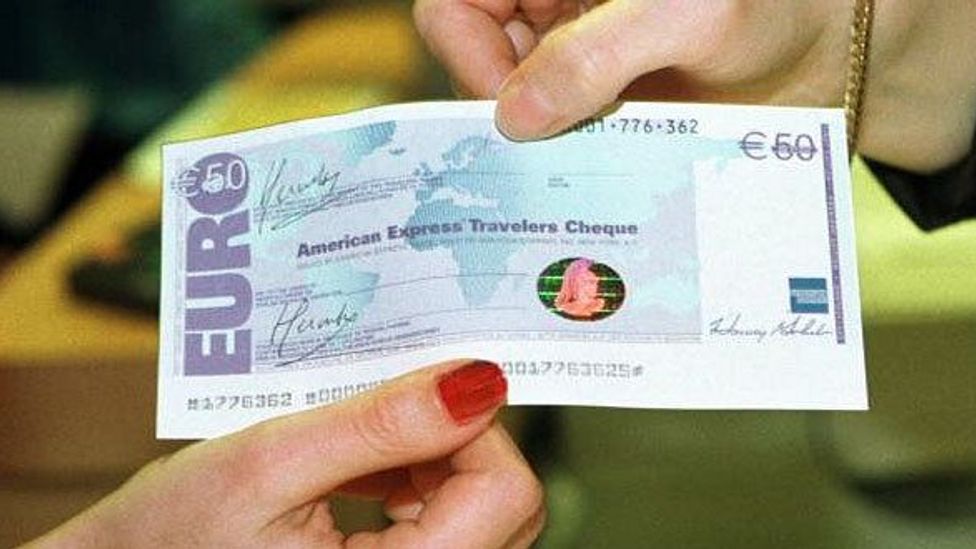 cash travellers cheques