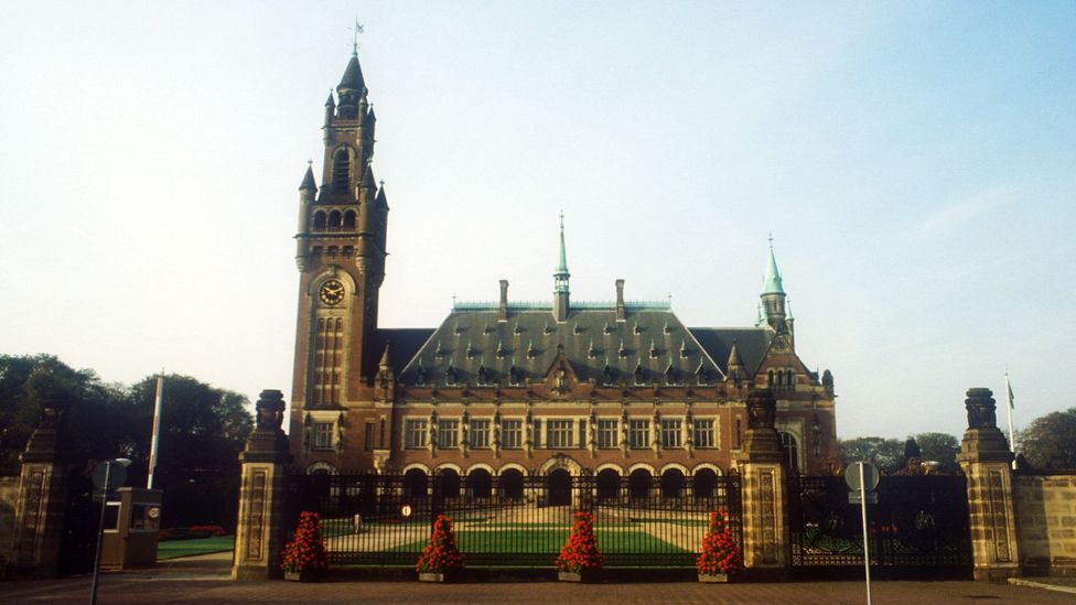 The Hague peace crawl - BBC Travel