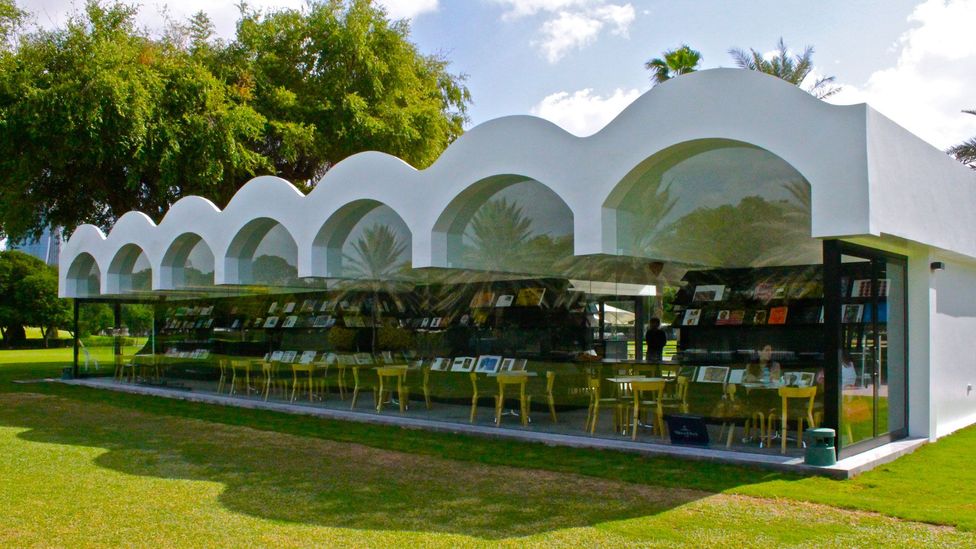 Dubai’s toilet block cafe BBC Travel