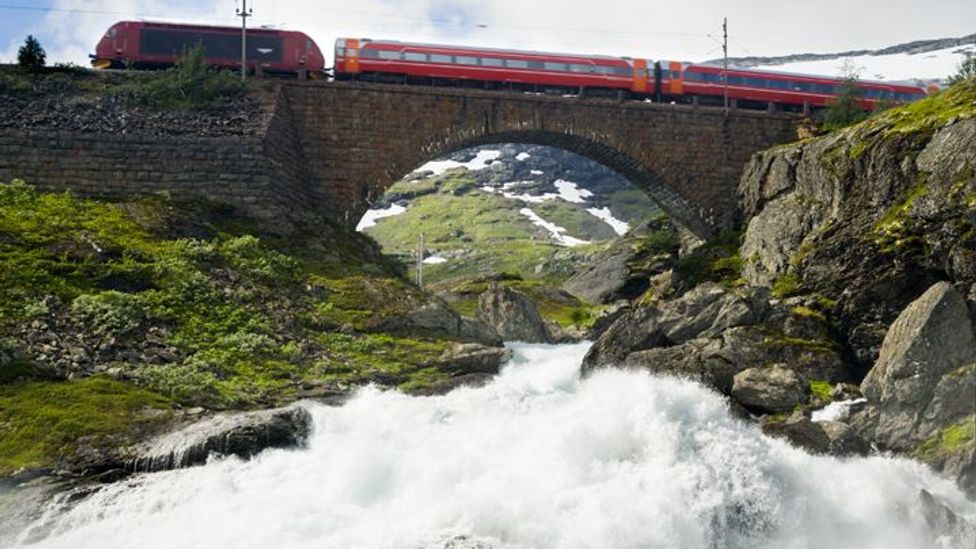 railroad oslo bergen train, Norway railroad oslo bergen train, Norway