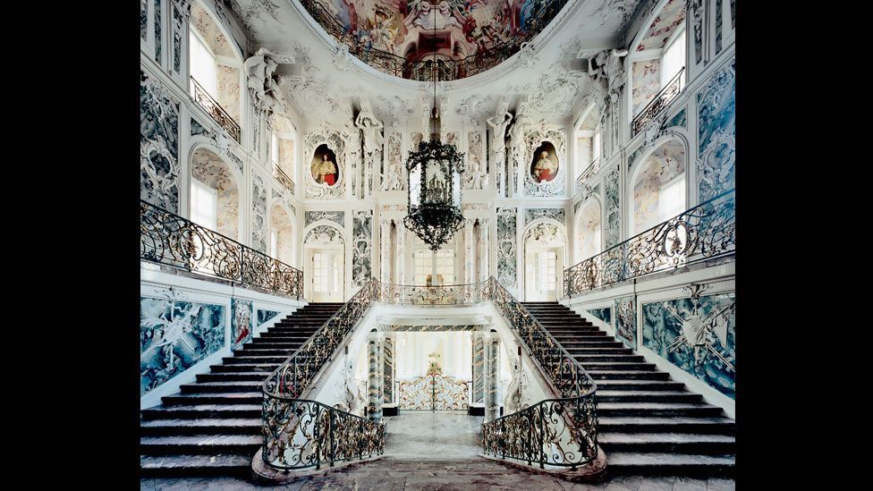 Allusions of grandeur Allusions of grandeur