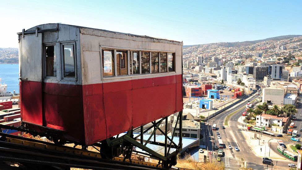 The funicular elevator at Artillery Hill in Valparaiso