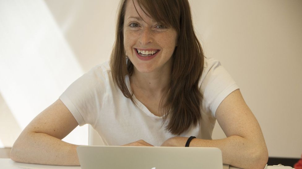 A paralegal ditches legal briefs for mobile fun A paralegal ditches legal briefs for mobile fun