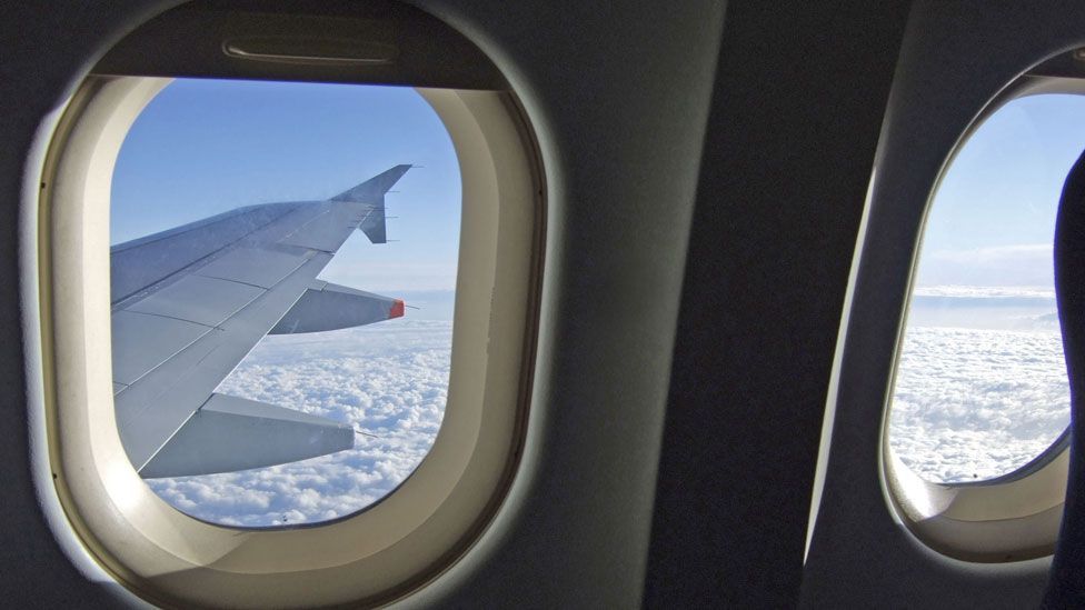 How to cut noise in a plane cabin - BBC Future