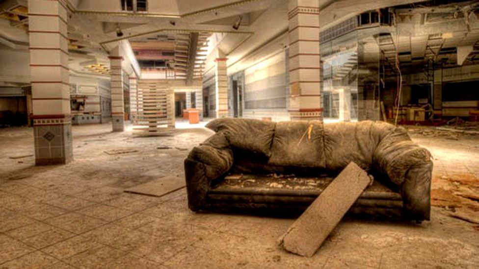 Dead and dying malls of Pennsylvania 