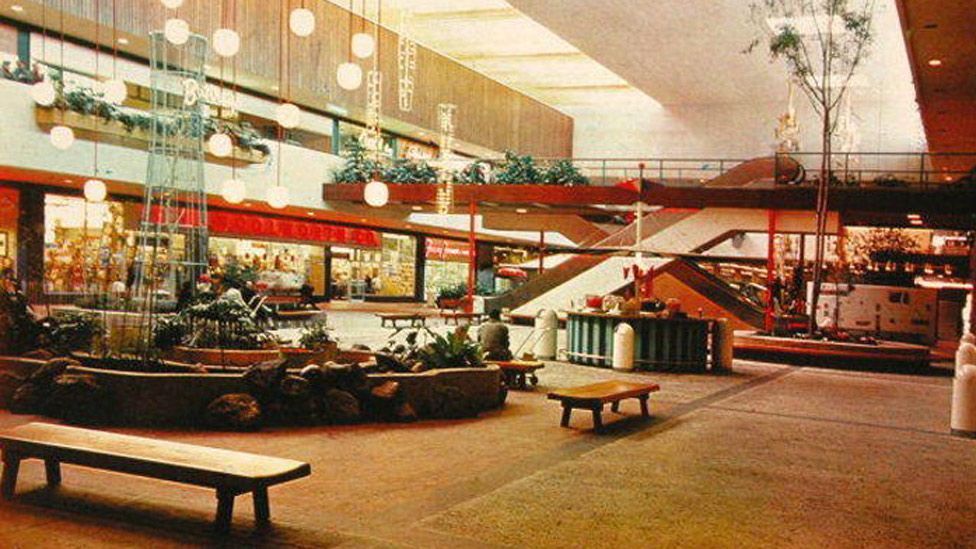 Category:Malls that opened in 1985, Malls and Retail Wiki