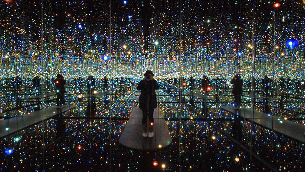 Sensory deprivation can cause hallucinations - sometimes starting with geometric shapes or points of light, and then getting stranger... (Akuei/Flickr) Sensory deprivation can cause hallucinations - sometimes starting with geometric shapes or points of light, and then getting stranger... (Akuei/Flickr)