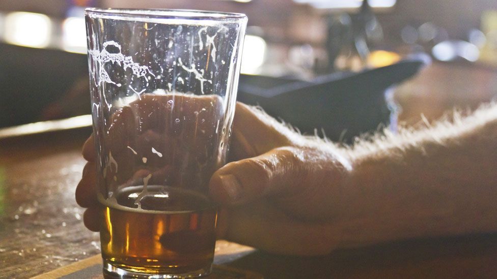 Some have argued that nail biters are more likely to be alcoholic, but actual evidence is thin (Thinkstock) Some have argued that nail biters are more likely to be alcoholic, but actual evidence is thin (Thinkstock)
