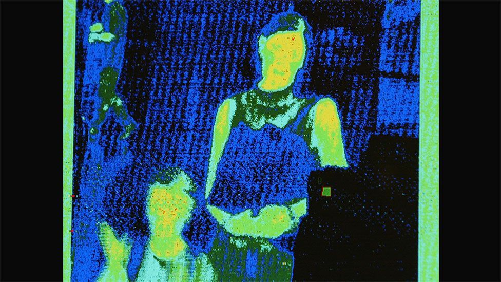 Thermal screens were used to identify plane passengers that may have been carrying Sars (Getty Images) Thermal screens were used to identify plane passengers that may have been carrying Sars (Getty Images)