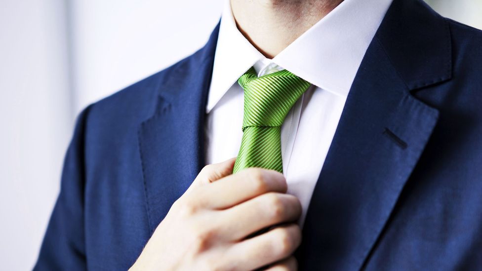 blue suit green tie