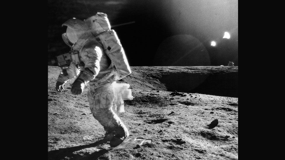Walking on the Moon often led to stumbles (SPL) Walking on the Moon often led to stumbles (SPL)