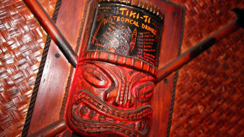 Wall art at Tiki-Ti. (Credit: Sam Howzit/Flickr/Creative Commons)