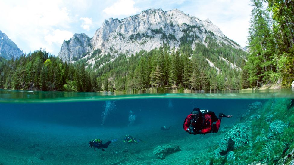 Divers in the lake. (Credit: Westen61 GmbH/Alamy)