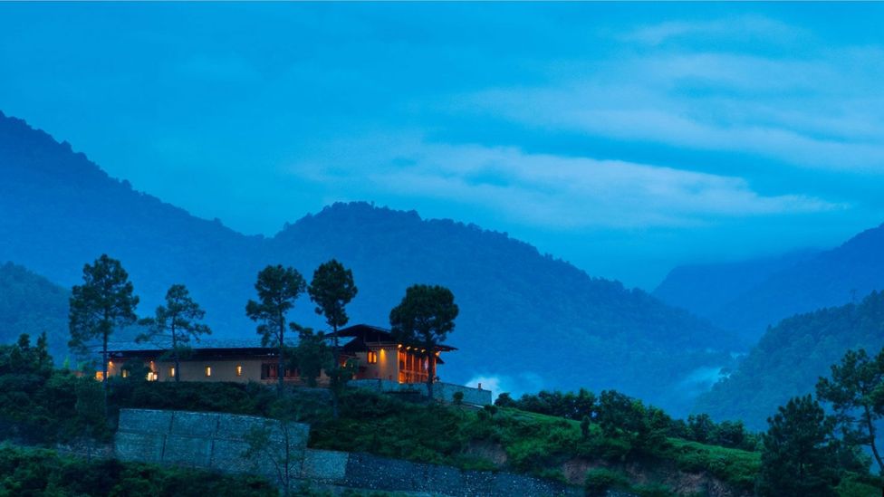 Night settles on Uma Punakha (Credit: Como Hotels and Resorts)