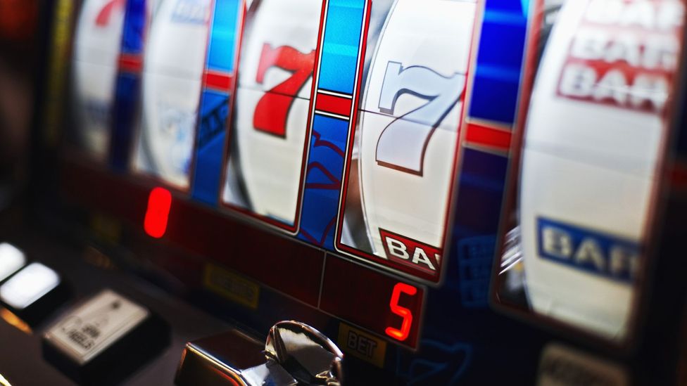 The secrets of slot machines - BBC Future