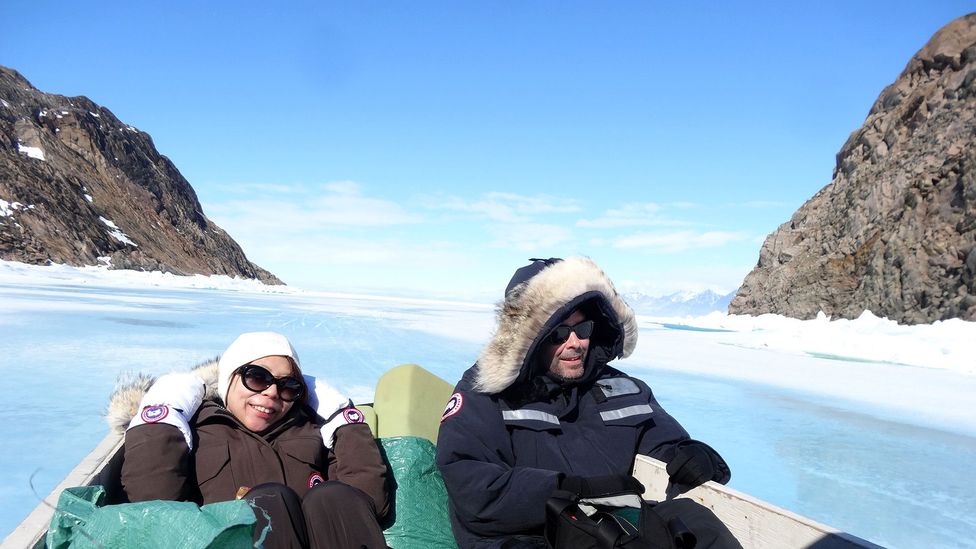 Canada, Arctic, camping, floe edge, freezing, Inuit, sleds, qumutiks, fur clothing