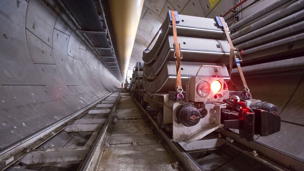 The concrete segments lining the tunnel can weigh up to 3,000kg (Credit: Crossrail) The concrete segments lining the tunnel can weigh up to 3,000kg (Credit: Crossrail)