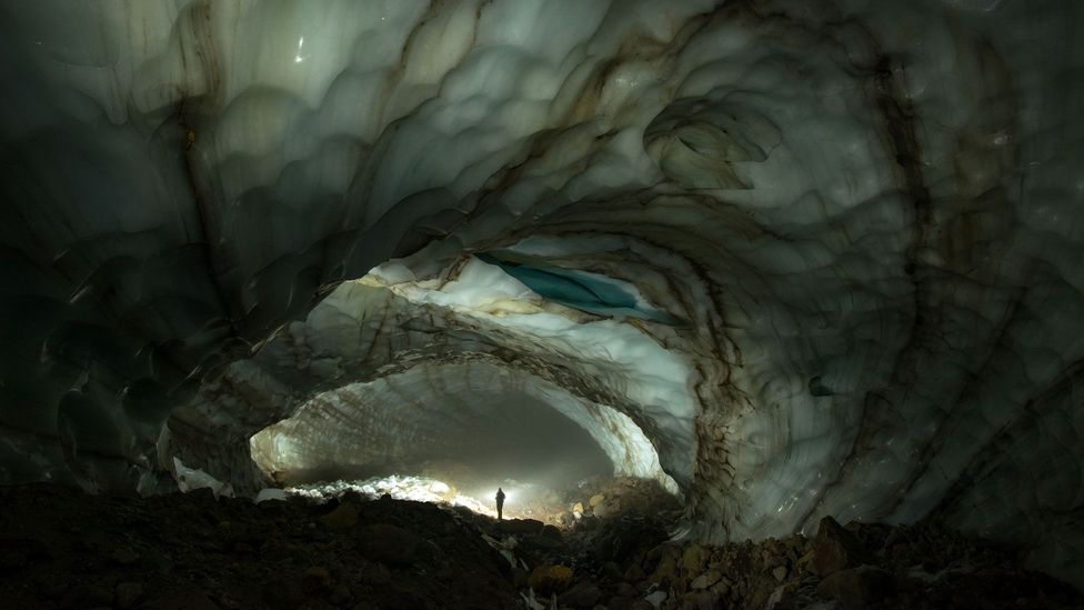 Mt Hood, Sandy Glacier, Snow Dragon, Pure Imagination, glacier cave, Oregon Mt Hood, Sandy Glacier, Snow Dragon, Pure Imagination, glacier cave, Oregon