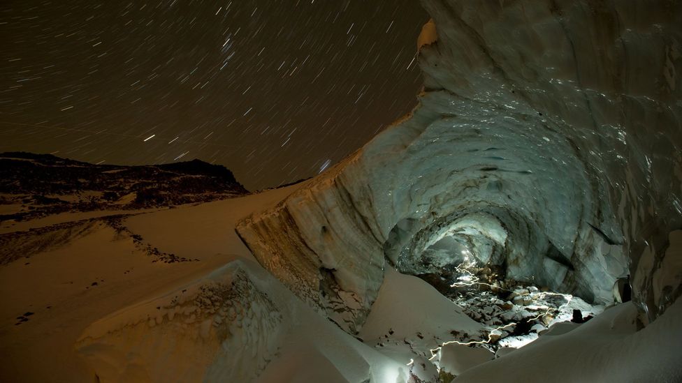 Mt Hood, Sandy Glacier, Snow Dragon, Pure Imagination, glacier cave, Oregon Mt Hood, Sandy Glacier, Snow Dragon, Pure Imagination, glacier cave, Oregon