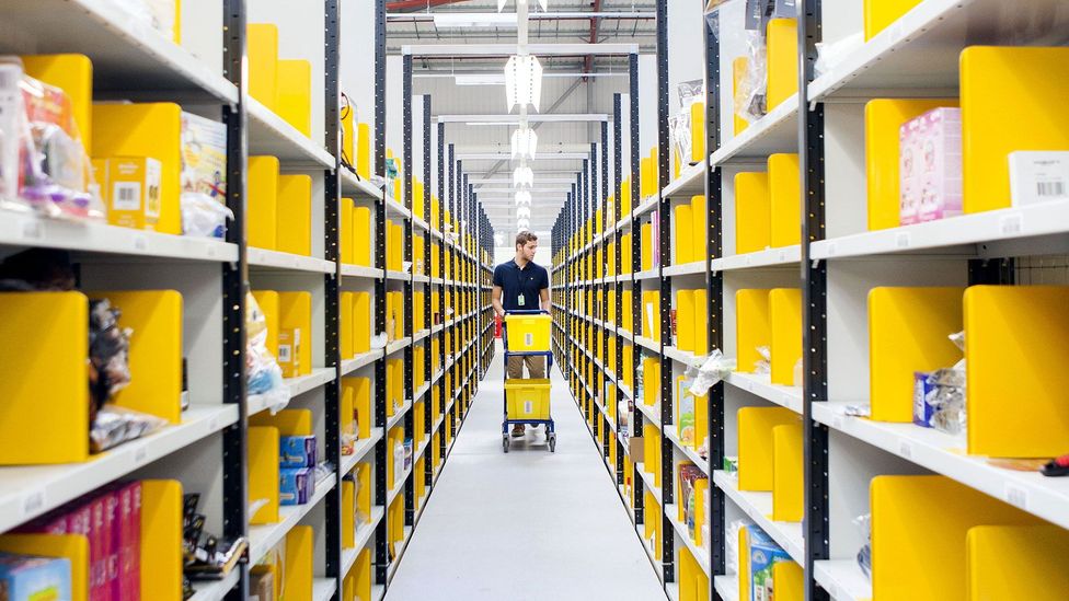 How algorithms run Amazon's warehouses - BBC Future