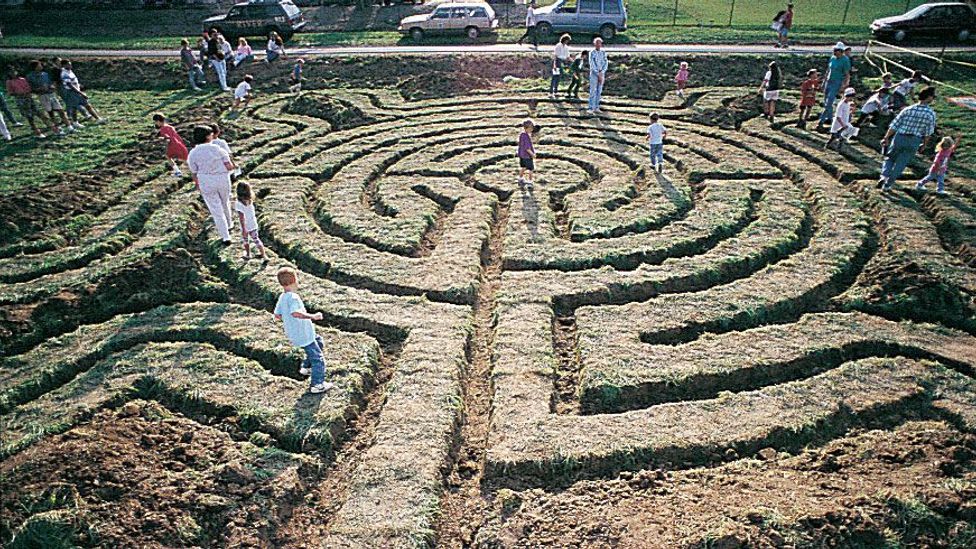 A modern-day labyrinth, as imagined by Fisher (Credit: Adrian Fisher/Adrian Fisher Design)