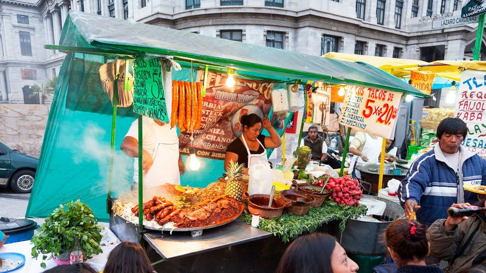 Tacos are often sold as street food in Mexico City (Credit: Thelmadatter/Wikimedia Commons/CC BY-SA 3.0) Tacos are often sold as street food in Mexico City (Credit: Thelmadatter/Wikimedia Commons/CC BY-SA 3.0)