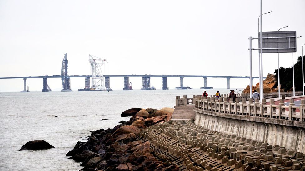 Construction continues on the Hong Kong-Zhuhai-Macau bridge (Credit: Zhenghua Zhuhai China) Construction continues on the Hong Kong-Zhuhai-Macau bridge (Credit: Zhenghua Zhuhai China)